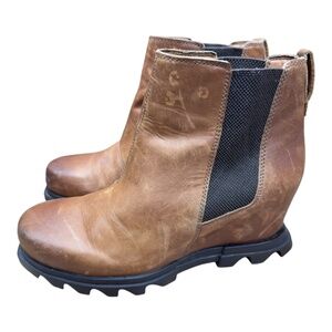 SOREL Joan Of Arctic Wedge III Chelsea Boot Women's Size 9 Hazelnut Brown